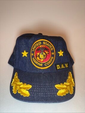 Vintage United States Marine Corps Snapback / 80s / 90s / Trucker Style Mesh